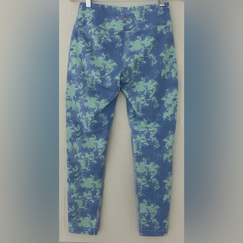 Vineyard Vines Light Blue and Green Tie Dye Performance Leggings - Size S - Picture 2 of 9